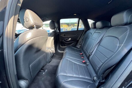 Mercedes-Benz GLC 2.1 GLC220d AMG Line G-Tronic 4MATIC Euro 6 (s/s) 5dr 29