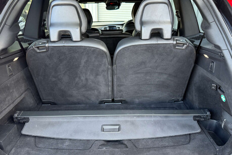 Volvo XC90 2.0 D5 PowerPulse R-Design Auto 4WD Euro 6 (s/s) 5dr 27