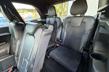 Volvo XC90 2.0 D5 PowerPulse R-Design Auto 4WD Euro 6 (s/s) 5dr 19