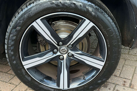 Volvo XC90 2.0 D5 PowerPulse R-Design Auto 4WD Euro 6 (s/s) 5dr 36