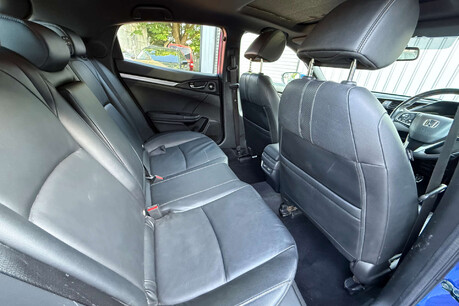 Honda Civic 1.5 VTEC Turbo Prestige Euro 6 (s/s) 5dr 24