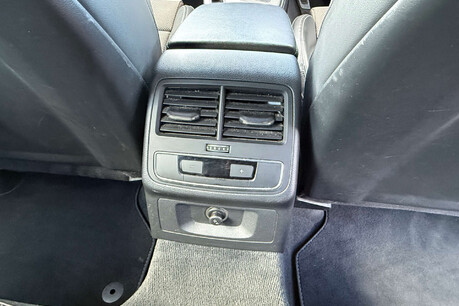 Audi A4 2.0 TDI S line S Tronic Euro 6 (s/s) 5dr 19
