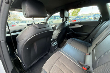 Audi A4 2.0 TDI S line S Tronic Euro 6 (s/s) 5dr 26