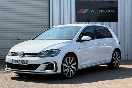 Volkswagen Golf 1.4 TSI 8.7kWh GTE Advance DSG Euro 6 (s/s) 5dr 3