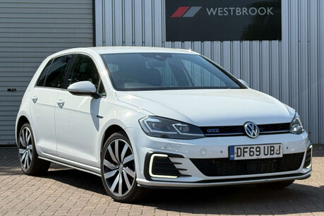Volkswagen Golf 1.4 TSI 8.7kWh GTE Advance DSG Euro 6 (s/s) 5dr 21