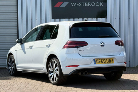Volkswagen Golf 1.4 TSI 8.7kWh GTE Advance DSG Euro 6 (s/s) 5dr 32