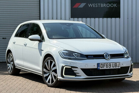Volkswagen Golf 1.4 TSI 8.7kWh GTE Advance DSG Euro 6 (s/s) 5dr