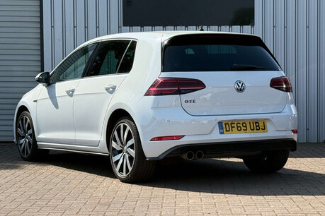 Volkswagen Golf 1.4 TSI 8.7kWh GTE Advance DSG Euro 6 (s/s) 5dr 4