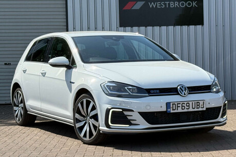 Volkswagen Golf 1.4 TSI 8.7kWh GTE Advance DSG Euro 6 (s/s) 5dr 31