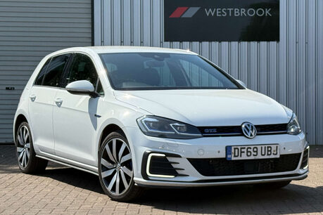 Volkswagen Golf 1.4 TSI 8.7kWh GTE Advance DSG Euro 6 (s/s) 5dr 62