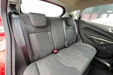 Ford Fiesta 1.0T EcoBoost Zetec Euro 5 (s/s) 5dr 10