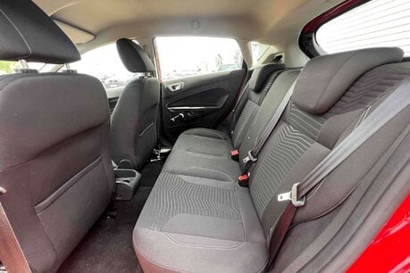 Ford Fiesta 1.0T EcoBoost Zetec Euro 5 (s/s) 5dr 14