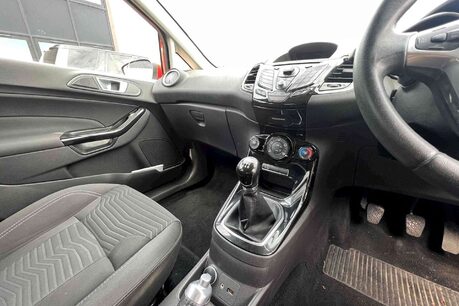 Ford Fiesta 1.0T EcoBoost Zetec Euro 5 (s/s) 5dr 19