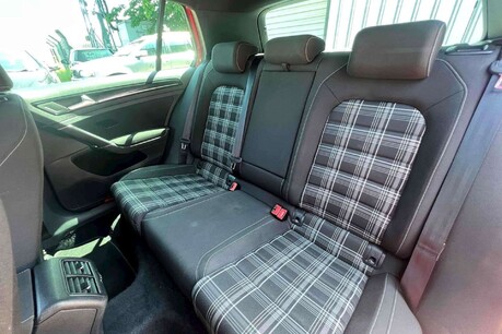 Volkswagen Golf 2.0 TDI BlueMotion Tech GTD Euro 6 (s/s) 5dr 15