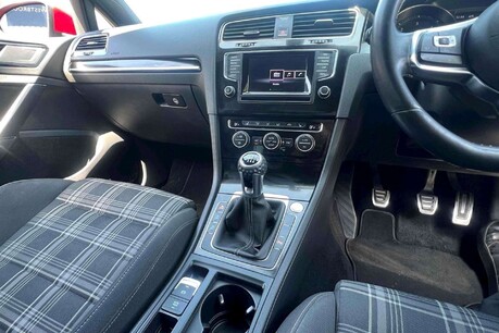 Volkswagen Golf 2.0 TDI BlueMotion Tech GTD Euro 6 (s/s) 5dr 21