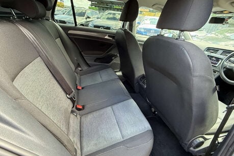 Volkswagen Golf 1.6 TDI BlueMotion Tech S Euro 5 (s/s) 5dr 13