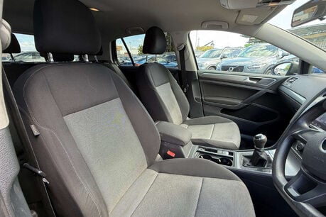 Volkswagen Golf 1.6 TDI BlueMotion Tech S Euro 5 (s/s) 5dr 11