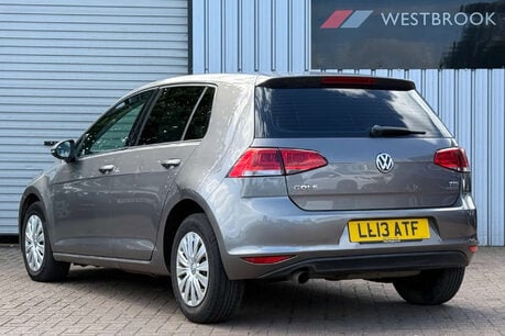 Volkswagen Golf 1.6 TDI BlueMotion Tech S Euro 5 (s/s) 5dr 21