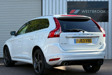 Volvo XC60 2.4 D5 R-Design Lux Nav Geartronic AWD Euro 5 5dr 3