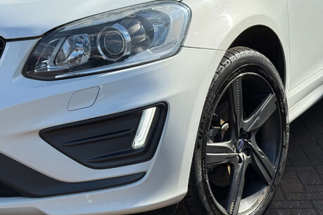 Volvo XC60 2.4 D5 R-Design Lux Nav Geartronic AWD Euro 5 5dr 22