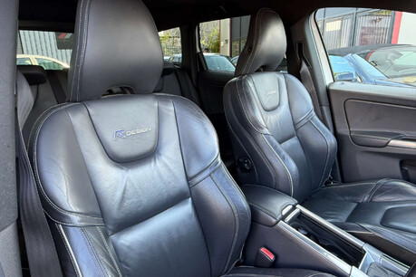 Volvo XC60 2.4 D5 R-Design Lux Nav Geartronic AWD Euro 5 5dr 5