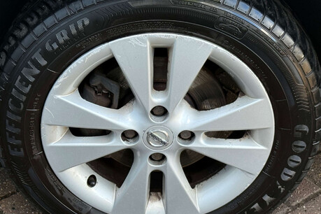 Nissan Note 1.6 16V Acenta Auto Euro 4 5dr 22