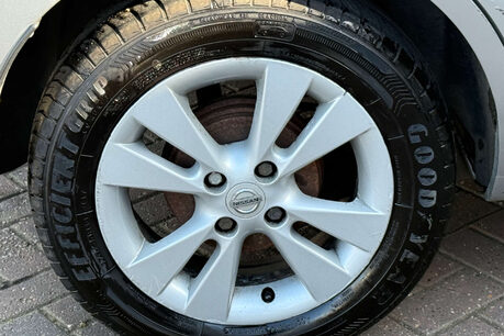 Nissan Note 1.6 16V Acenta Auto Euro 4 5dr 24