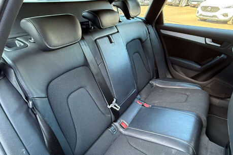 Audi A4 2.0 TDI S line Multitronic Euro 5 (s/s) 5dr 10