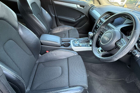Audi A4 2.0 TDI S line Multitronic Euro 5 (s/s) 5dr 32