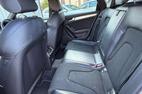 Audi A4 2.0 TDI S line Multitronic Euro 5 (s/s) 5dr 37
