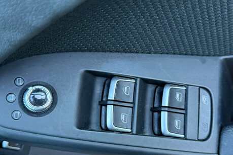 Audi A4 2.0 TDI S line Multitronic Euro 5 (s/s) 5dr 18