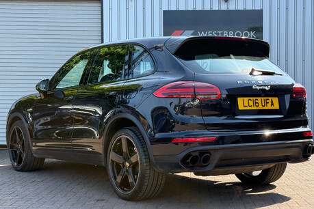 Porsche Cayenne 3.0 V6 E-Hybrid S TiptronicS 4WD Euro 6 (s/s) 5dr 3