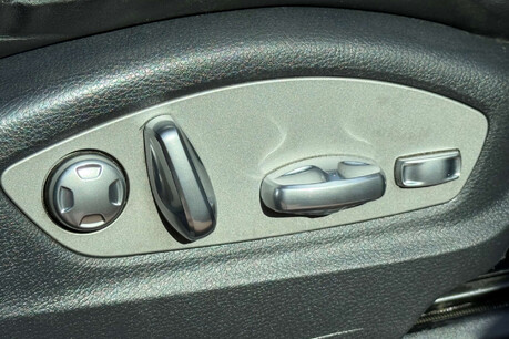 Porsche Cayenne 3.0 V6 E-Hybrid S TiptronicS 4WD Euro 6 (s/s) 5dr 22