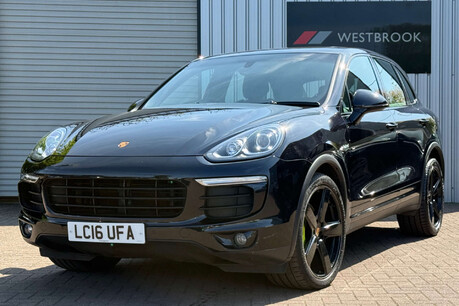 Porsche Cayenne 3.0 V6 E-Hybrid S TiptronicS 4WD Euro 6 (s/s) 5dr 4