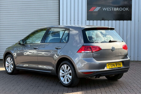 Volkswagen Golf 2.0 TDI BlueMotion Tech SE DSG Euro 5 (s/s) 5dr 3