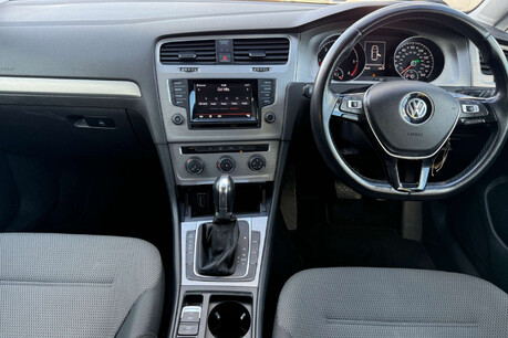 Volkswagen Golf 2.0 TDI BlueMotion Tech SE DSG Euro 5 (s/s) 5dr 13