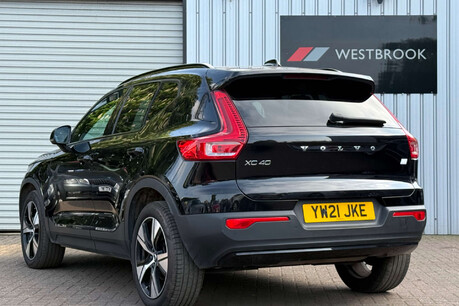 Volvo XC40 1.5h T4 Recharge 10.7kWh R-Design Auto Euro 6 (s/s) 5dr 3