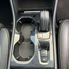 Volvo XC40 1.5h T4 Recharge 10.7kWh R-Design Auto Euro 6 (s/s) 5dr 7