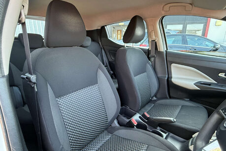 Nissan MICRA 1.0 IG-T Acenta Hatchback 5dr Petrol XTRON Euro 6 (s/s) (100 ps) 8