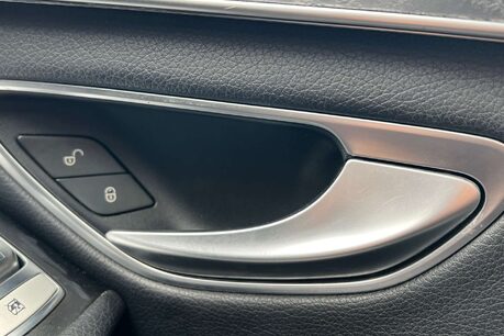 Mercedes-Benz C Class 2.1 C300dh AMG Line (Premium) Saloon 4dr Diesel Hybrid G-Tronic+ Euro 6 (s/ 78