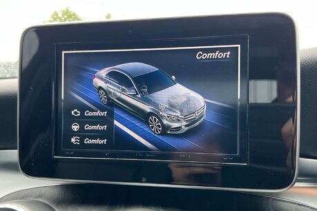 Mercedes-Benz C Class 2.1 C300dh AMG Line (Premium) Saloon 4dr Diesel Hybrid G-Tronic+ Euro 6 (s/ 61
