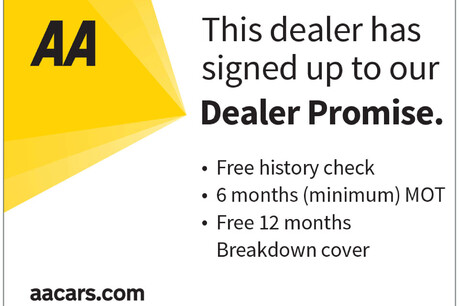 Volvo XC90 2.0 D5 Momentum SUV 5dr Diesel Geartronic 4WD Euro 6 (s/s) (225 ps) 15