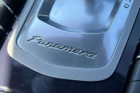 Porsche Panamera 3.0D V6 Hatchback 5dr Diesel TiptronicS Euro 5 (250 ps) 42