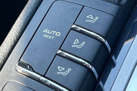Porsche Panamera 3.0D V6 Hatchback 5dr Diesel TiptronicS Euro 5 (250 ps) 52