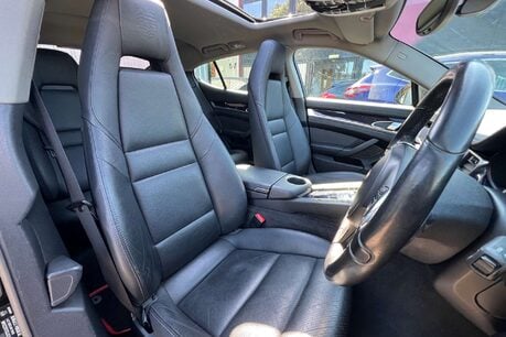 Porsche Panamera 3.0D V6 Hatchback 5dr Diesel TiptronicS Euro 5 (250 ps) 23