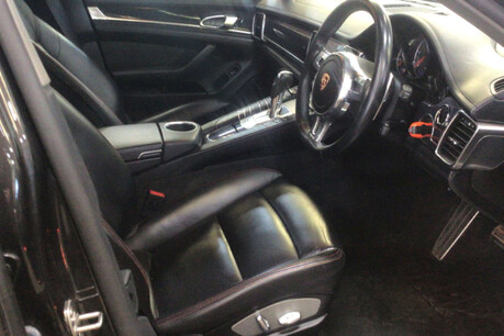 Porsche Panamera 3.0D V6 Hatchback 5dr Diesel TiptronicS Euro 5 (s/s) (300 ps) 12