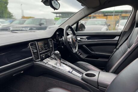 Porsche Panamera 3.0D V6 Hatchback 5dr Diesel TiptronicS Euro 5 (s/s) (300 ps) 39