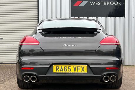 Porsche Panamera 3.0D V6 Hatchback 5dr Diesel TiptronicS Euro 5 (s/s) (300 ps) 4