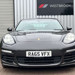 Porsche Panamera 3.0D V6 Hatchback 5dr Diesel TiptronicS Euro 5 (s/s) (300 ps) 7