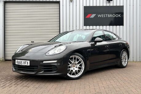 Porsche Panamera 3.0D V6 Hatchback 5dr Diesel TiptronicS Euro 5 (s/s) (300 ps) 12